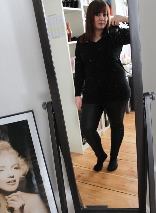 Outfitbild vorm Spiegel