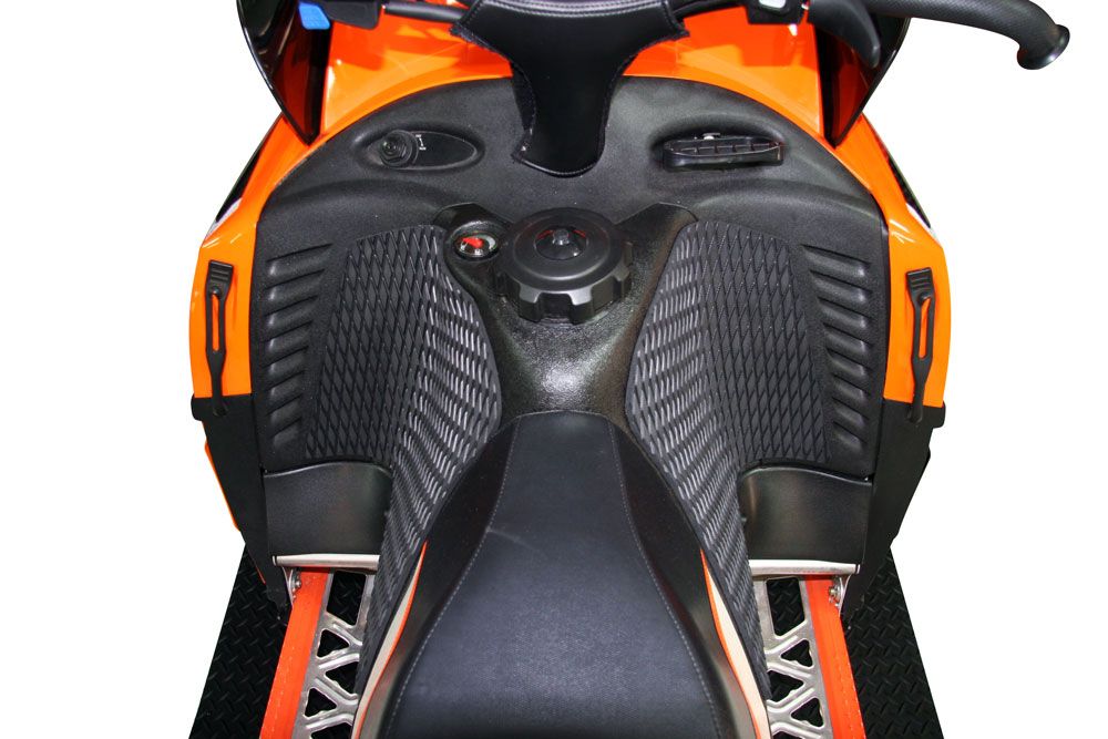 2005 2011 Arctic Cat MSeries PDP Diamond Grip SNOWMOBILE Knee Pads